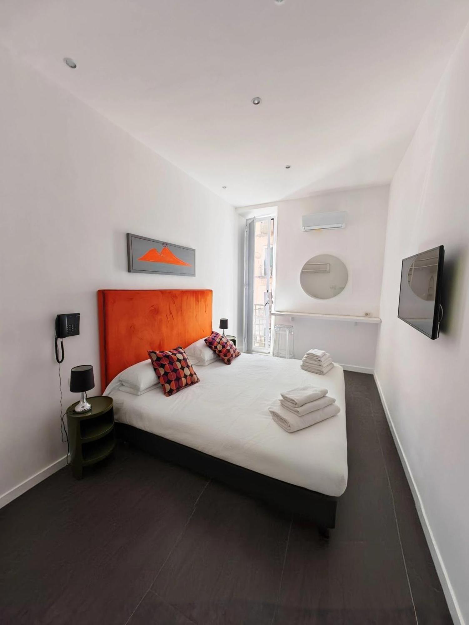 Art Street Hotel Naples Bilik gambar
